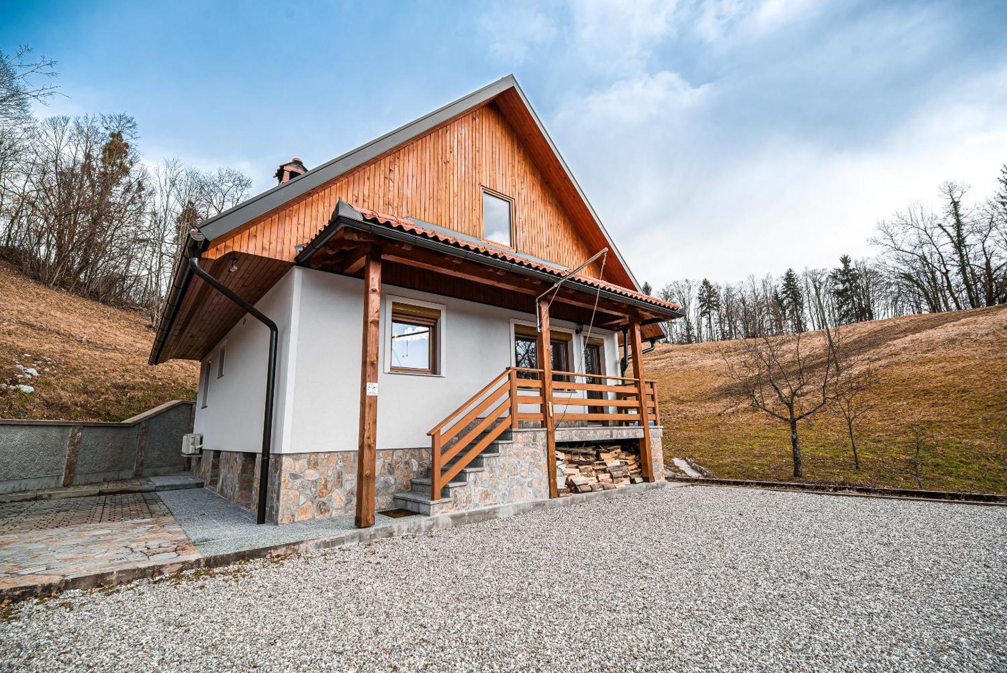 Valley View With Sauna Mrak